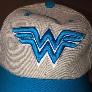 Six flags Wonder Woman cap